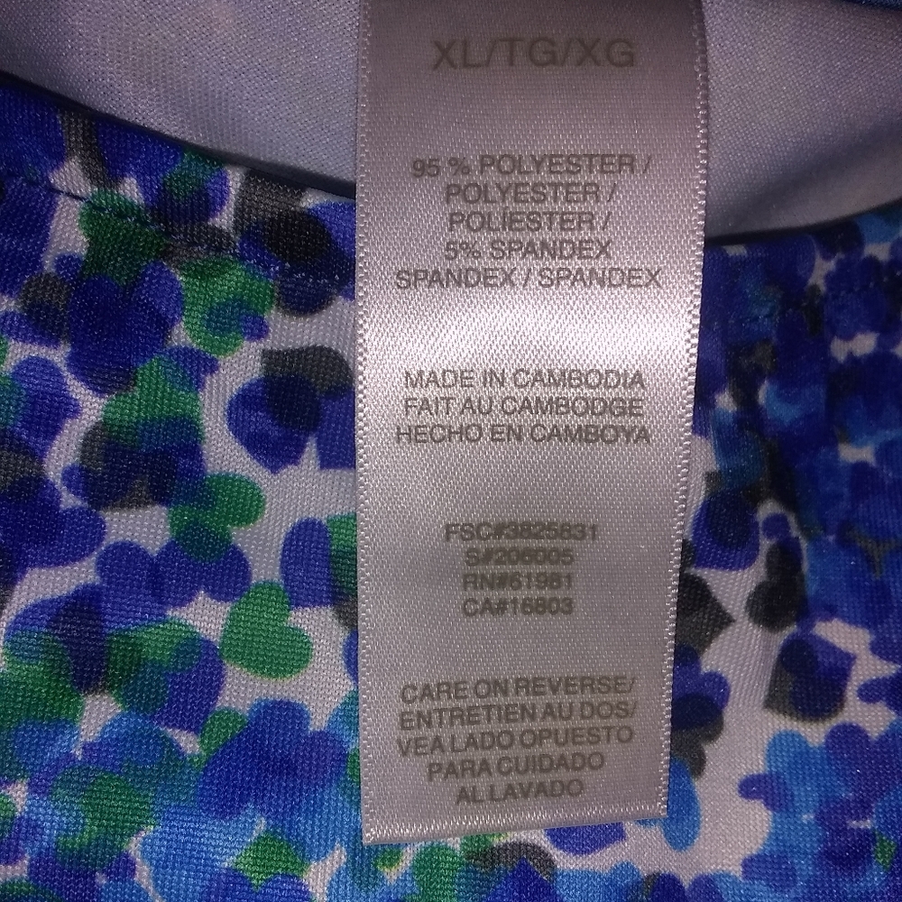 Dress - Picture 2 of 3
